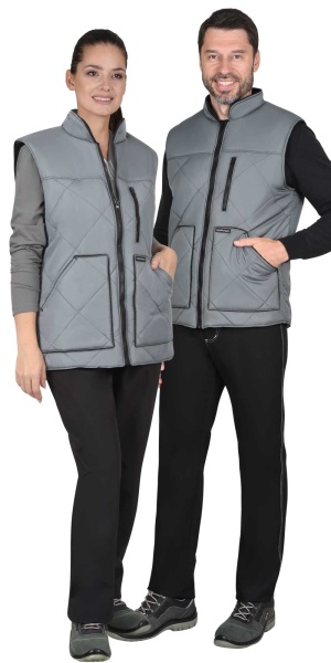 Жилет "СИРИУС-ЕВРОПА" удлиненный (на подкладке флис черный) графит р. 104-108 (ЧЗ)