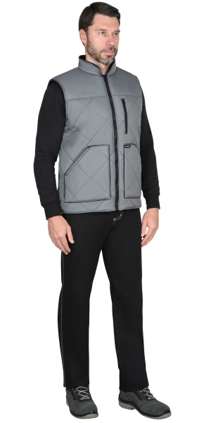 Жилет "СИРИУС-ЕВРОПА" удлиненный (на подкладке флис черный) графит р. 104-108 (ЧЗ)