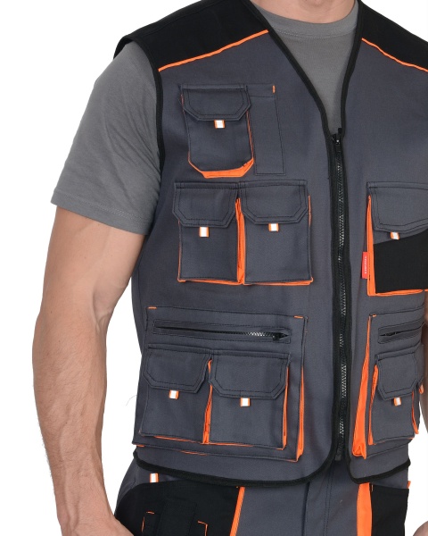 Жилет "СИРИУС-МАНХЕТТЕН" темно-серый с оранжевым и черным р. 104-108/170-176 (ЧЗ)