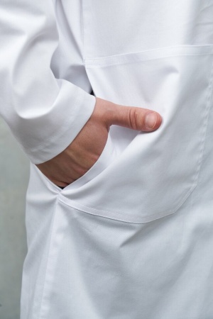 L069А Халат мужской Экстра (176, 104, 92, /белый, /темно-серый)