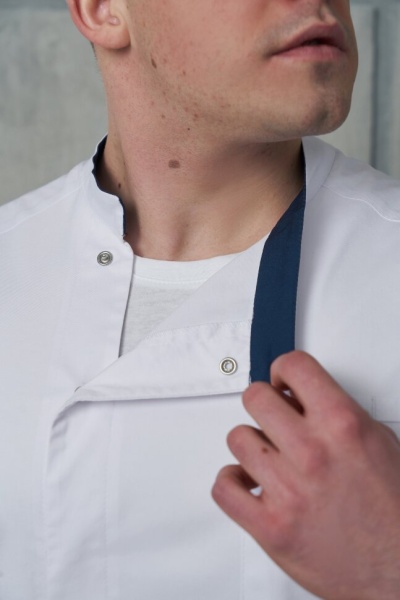 N011A Халат мужской Экстра (176, 92, 80, /Белый, /Форест 110, /вышивка)